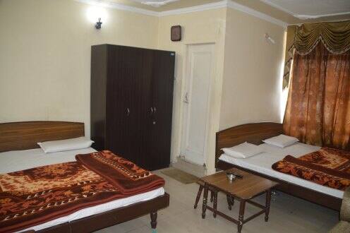 Hotel Himgiri, Jammu 4